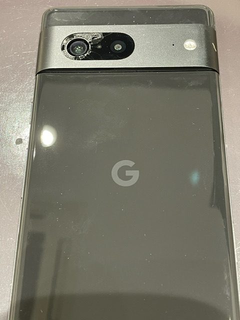 pixel 7 背面に破損あり Pixel7背面カメラレンズ割れ修理 に 長岡京市 よりご来店下さい