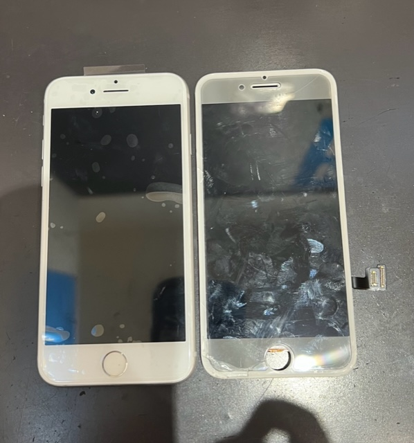 iPhone8の液晶画面とバッテリーの交換修理！【八幡市欽明台】からご来店☆彡